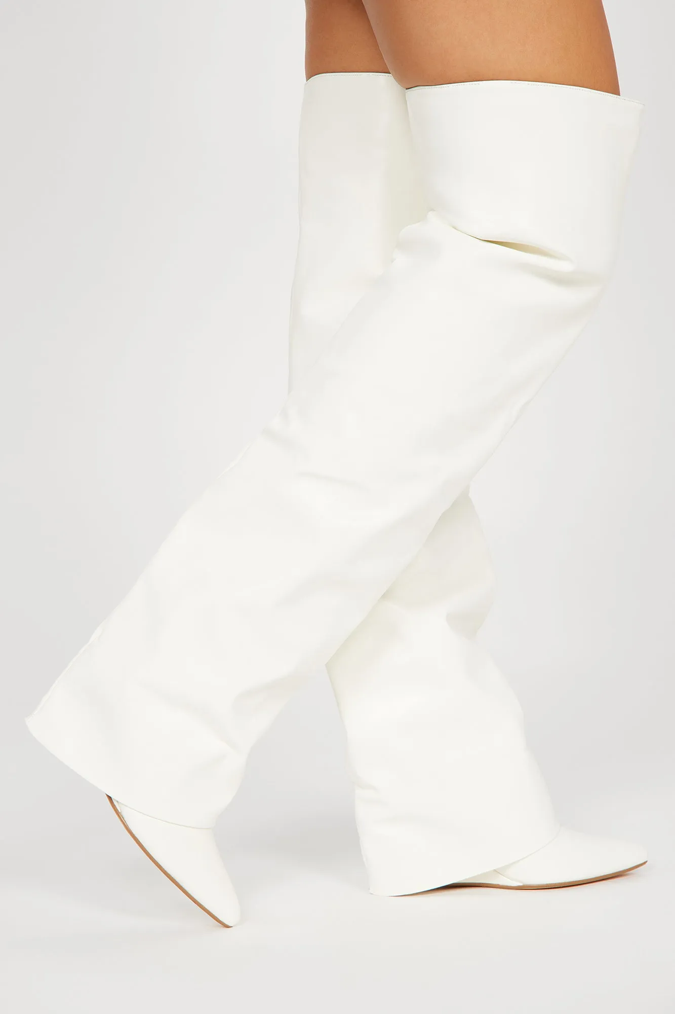 Amari Overlay Boots - White