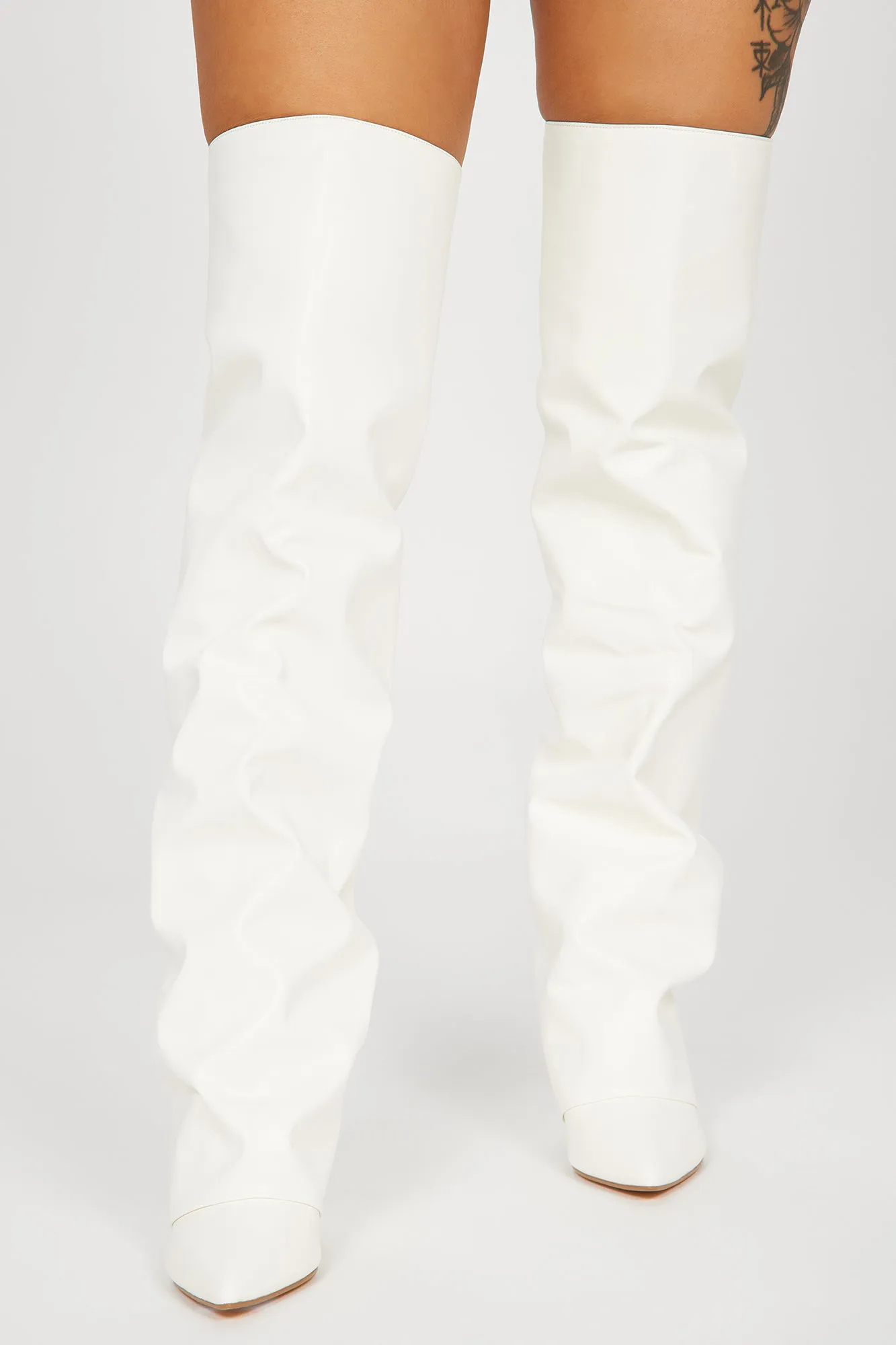 Amari Overlay Boots - White