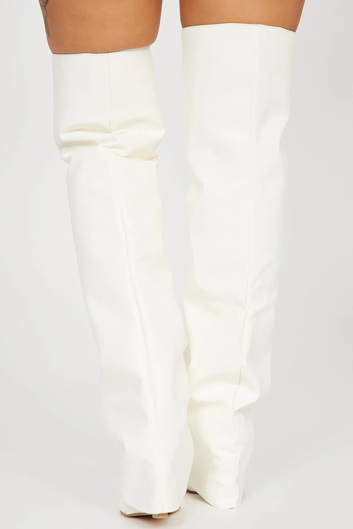 Amari Overlay Boots - White