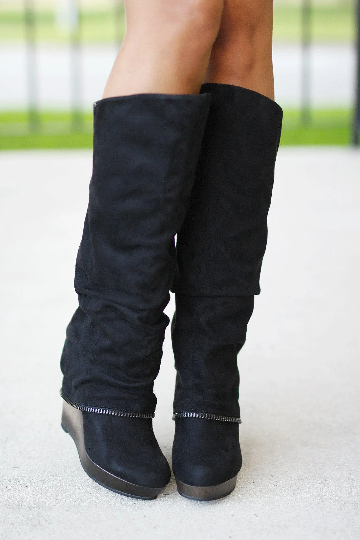 Castor Black Wedge Boots