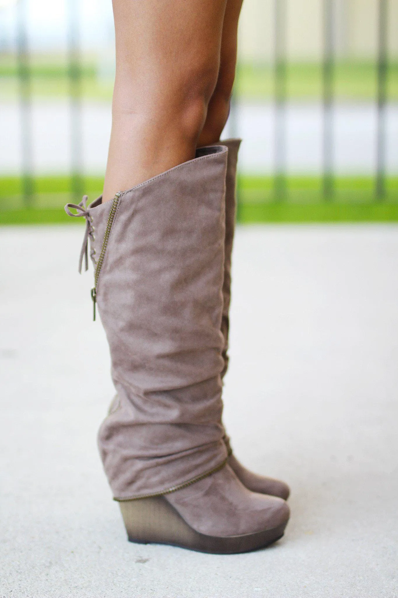 Castor Taupe Wedge Boots