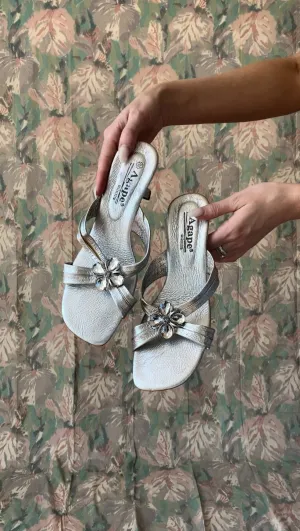 Silver Flower Kitten Heels